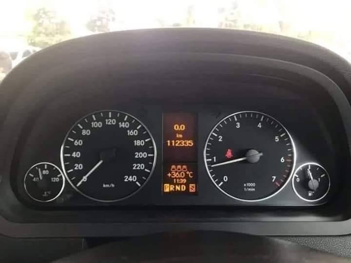 Mercedes-Benz A-Class W169 A170 ปี 2006 สีเงิน (รูปที่ 9)