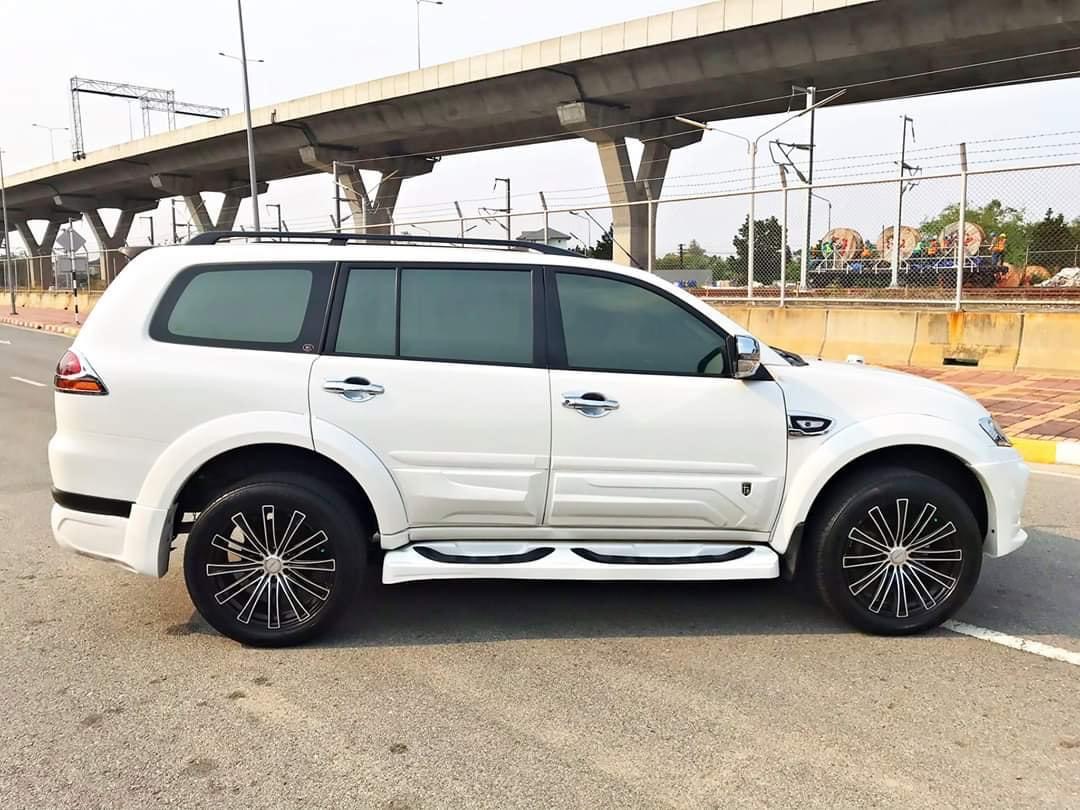 Mitsubishi Pajero Sport ปี 2013 สีขาว (รูปที่ 4)