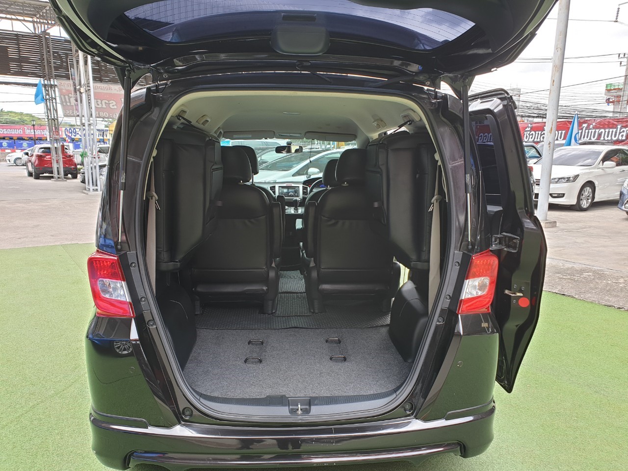 Honda Freed ปี 2013 สีน้ำตาล (รูปที่ 7)