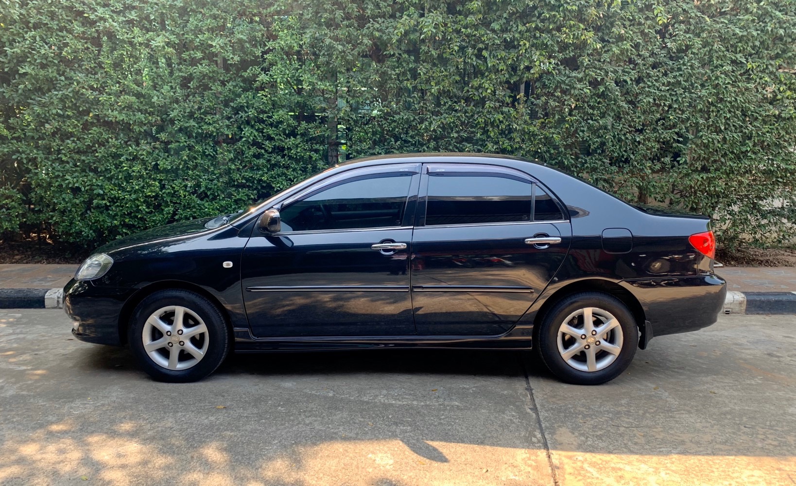 Toyota Corolla Altis (หน้าหมู/ตาถั่ว) ปี 2003 สีดำ (รูปที่ 7)