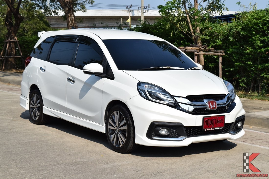 Honda Mobilio ปี 2014 สีขาว