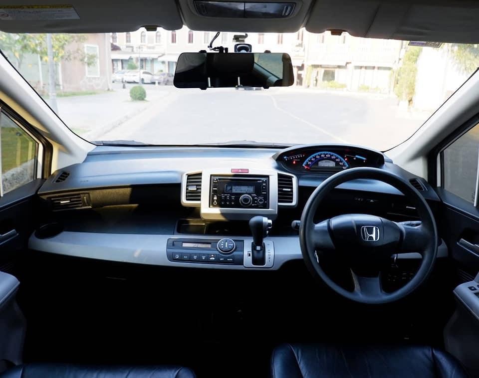 Honda Freed ปี 2011 สีขาว (รูปที่ 6)