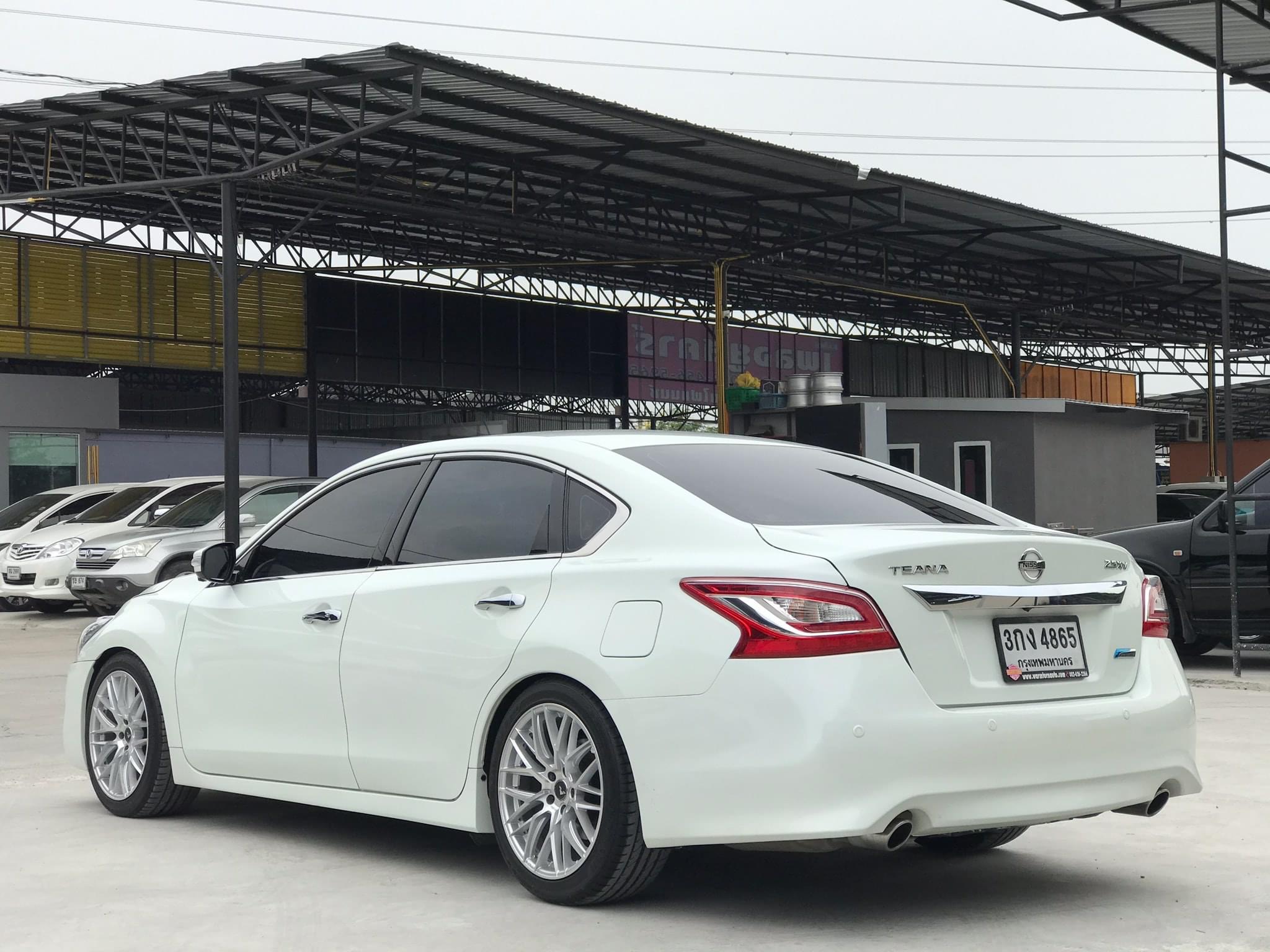 Nissan Teana L33 ปี 2014 สีขาว (รูปที่ 3)