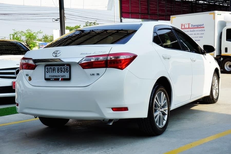 Toyota Corolla Altis ปี 2014 สีขาว (รูปที่ 2)