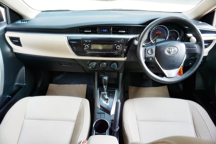 Toyota Corolla Altis ปี 2014 สีขาว (รูปที่ 8)