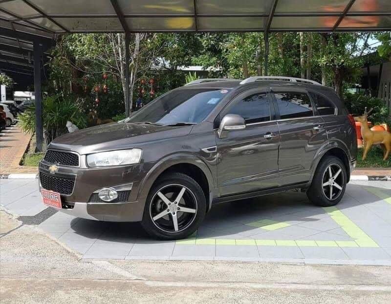 Chevrolet Captiva ปี 2013 สีเทา