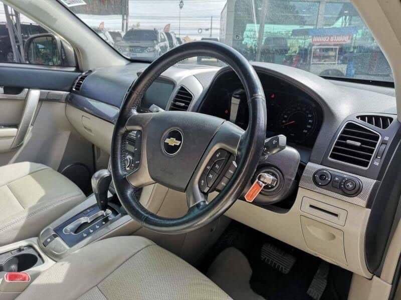 Chevrolet Captiva ปี 2013 สีเทา (รูปที่ 7)