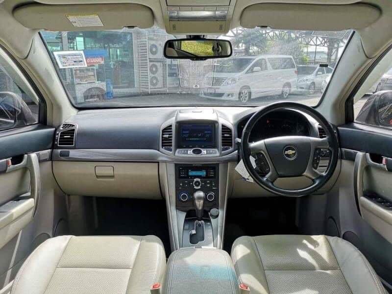 Chevrolet Captiva ปี 2013 สีเทา (รูปที่ 10)