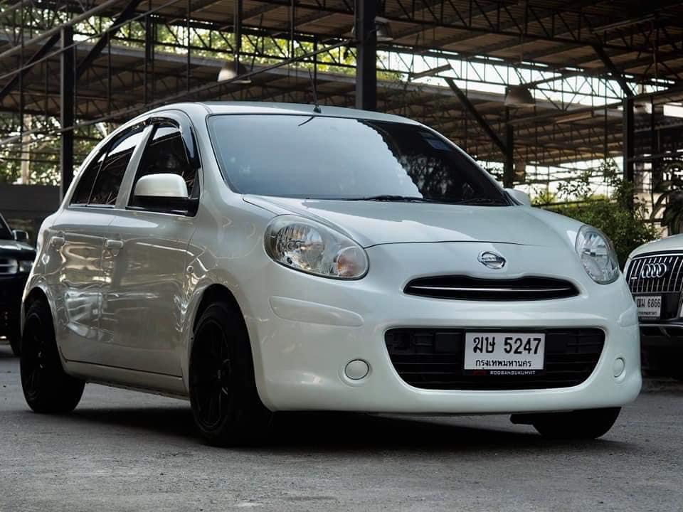 Nissan March ปี 2012 สีขาว (รูปที่ 2)