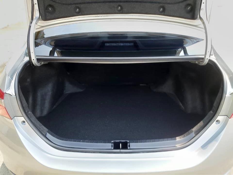 Toyota Corolla Altis ปี 2015 สีเงิน (รูปที่ 19)
