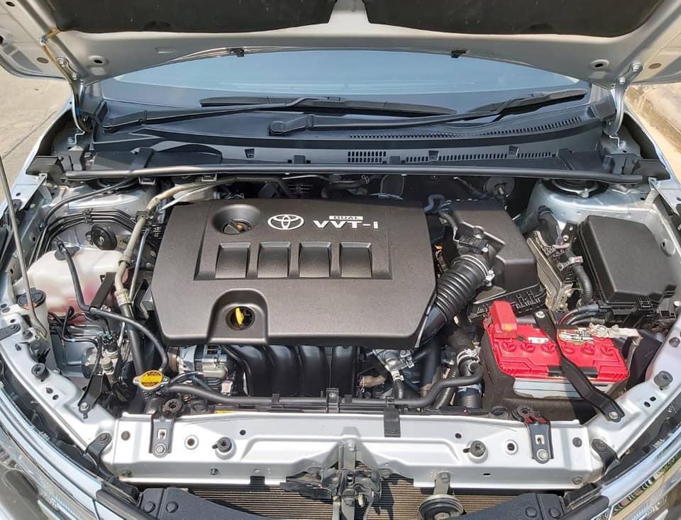 Toyota Corolla Altis ปี 2015 สีเงิน (รูปที่ 16)