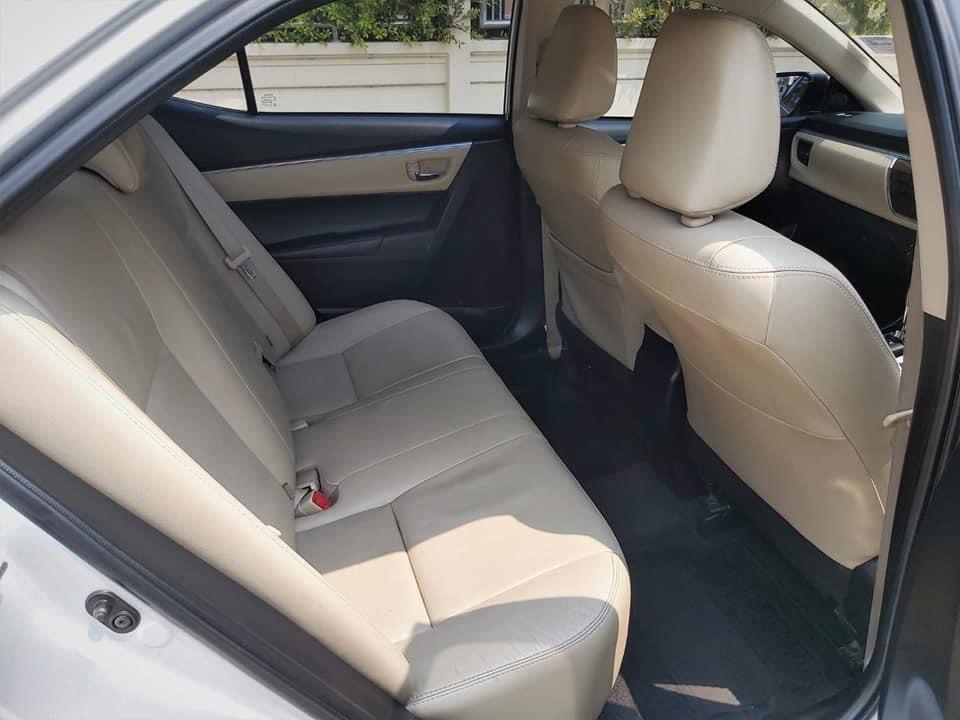 Toyota Corolla Altis ปี 2015 สีเงิน (รูปที่ 7)