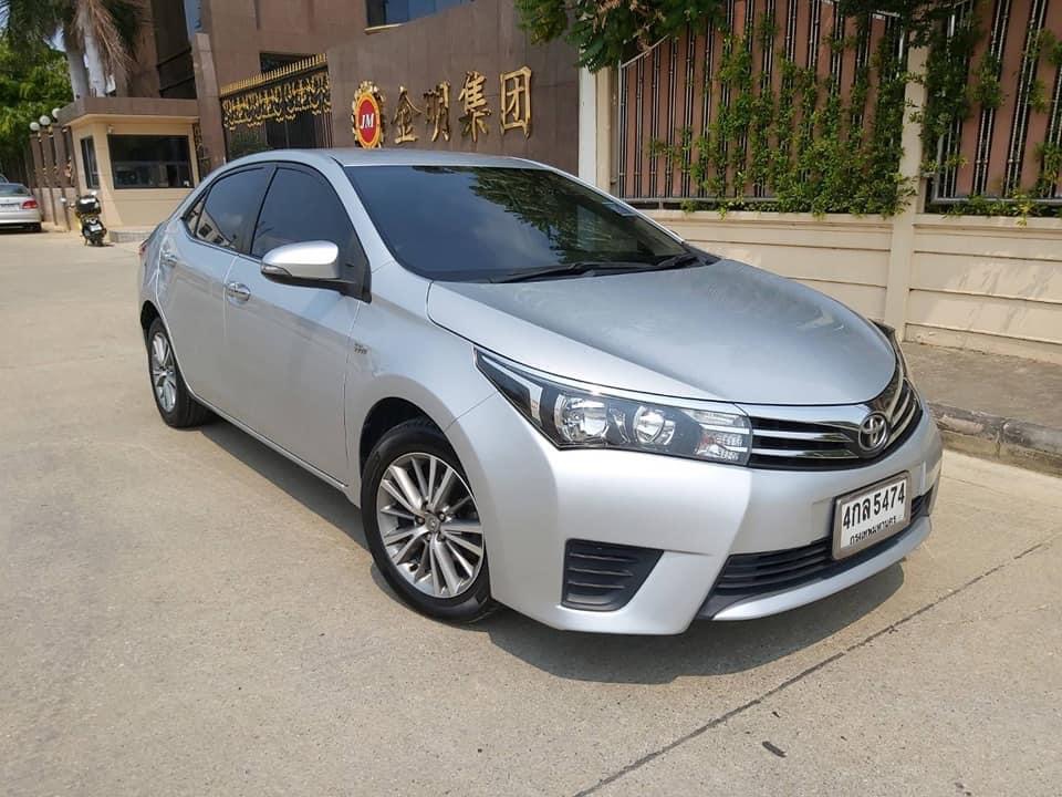 Toyota Corolla Altis ปี 2015 สีเงิน