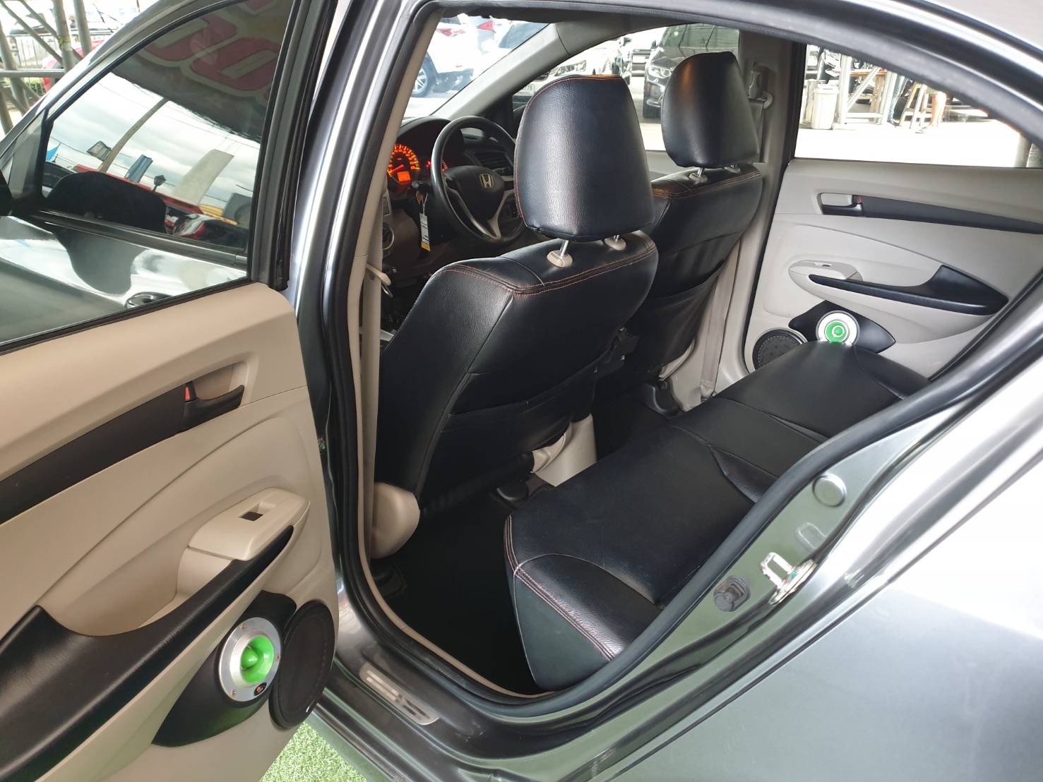 Honda City 1.5S 2010 (รูปที่ 7)
