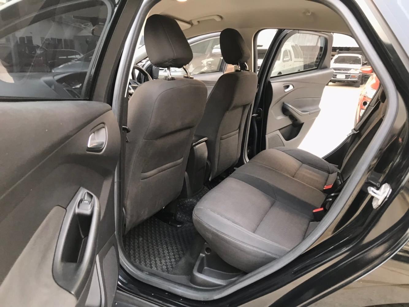 Ford Focus ปี 2014 สีดำ (รูปที่ 10)