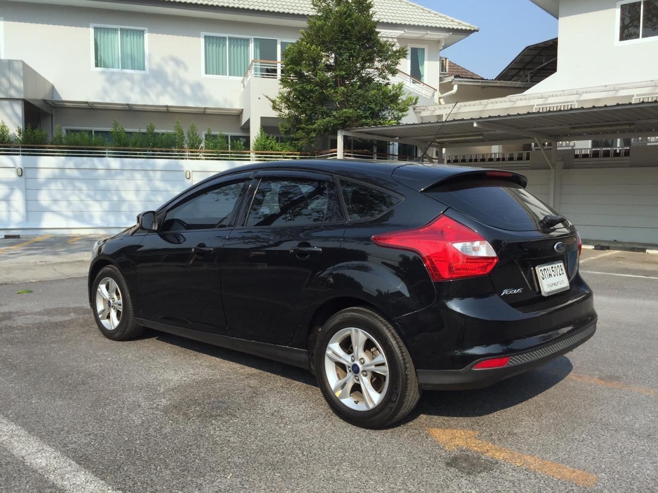 Ford Focus ปี 2014 สีดำ (รูปที่ 4)
