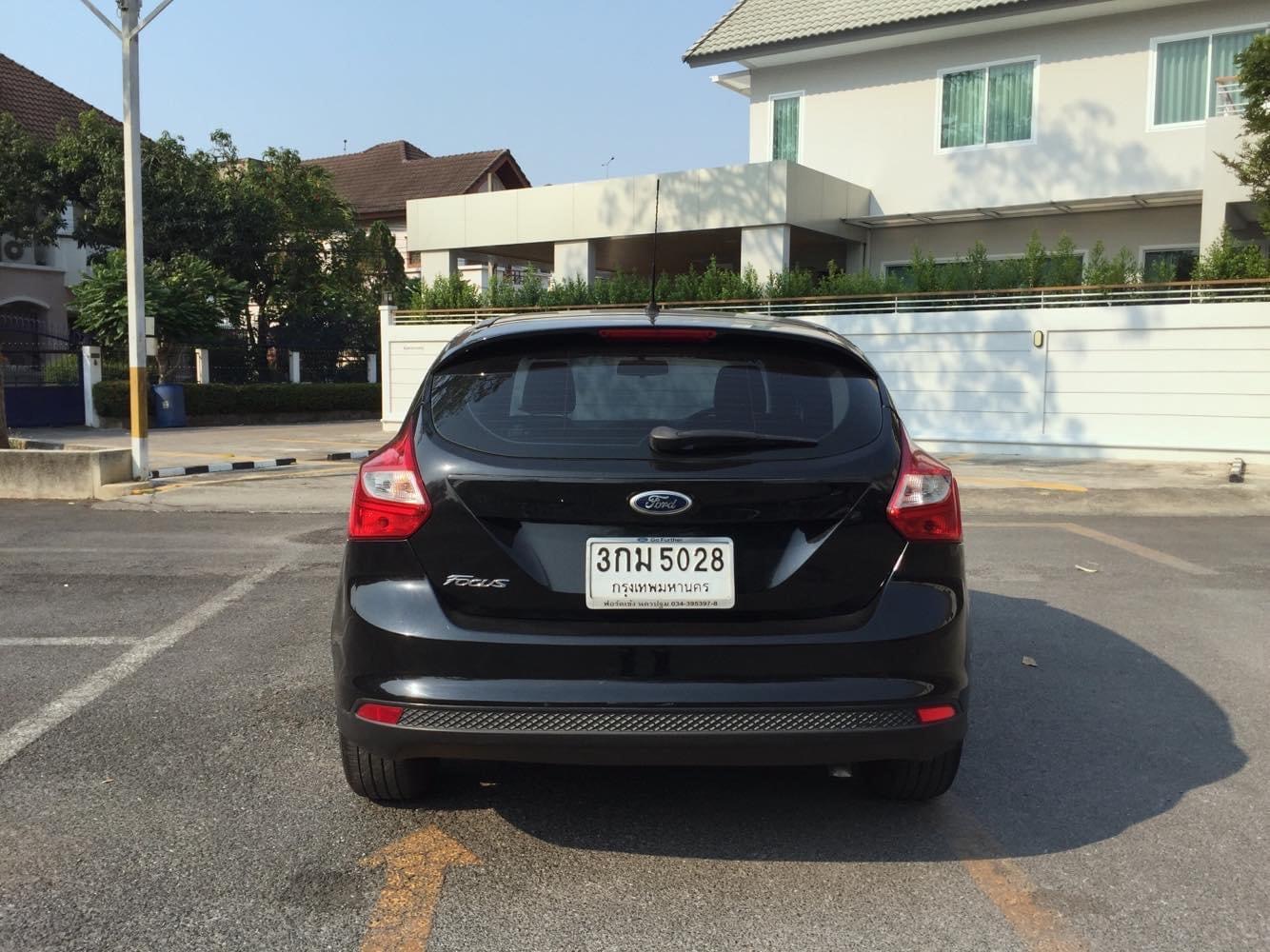 Ford Focus ปี 2014 สีดำ (รูปที่ 2)