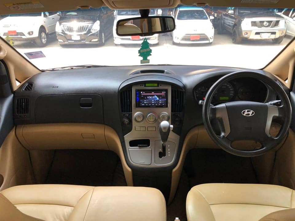 Hyundai H-1 ปี 2010 สีดำ (รูปที่ 5)