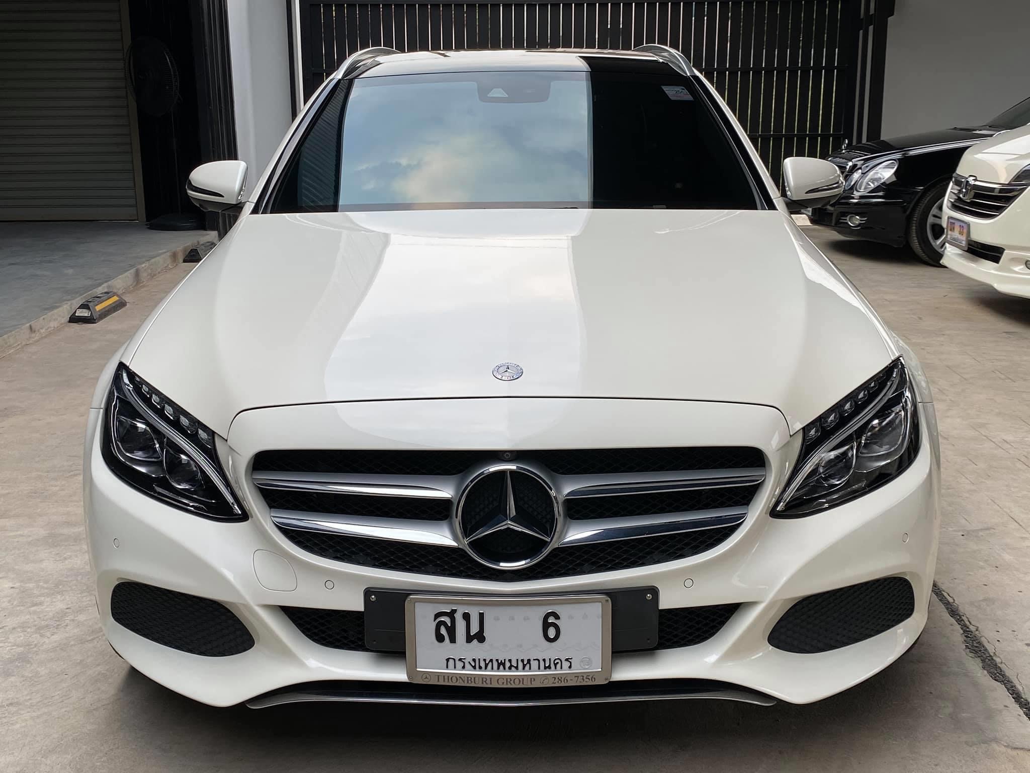 Mercedes-Benz C-Class W205 C350 ปี 2016 สีขาว