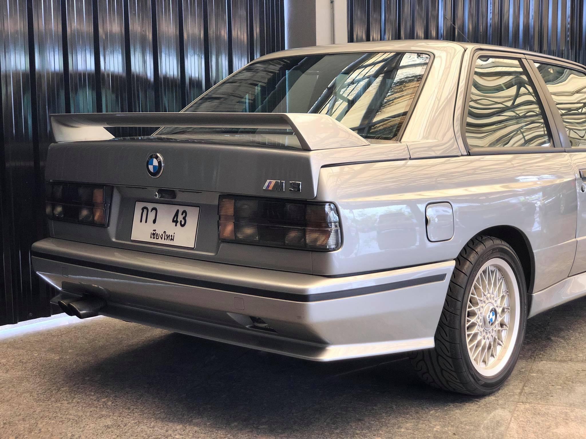 BMW 3 Series E30 M3 ปี 1988 สีเทา