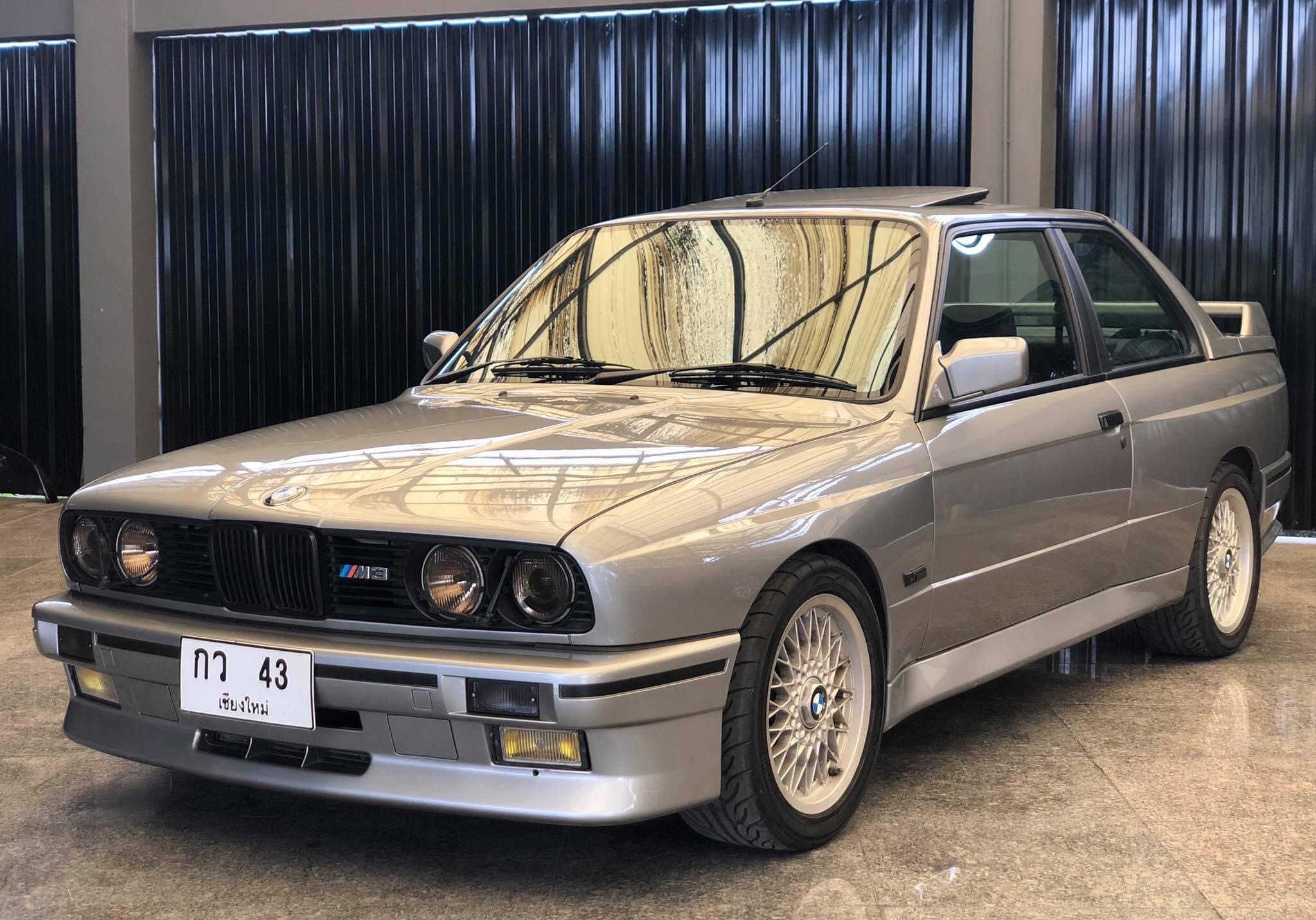 BMW 3 Series E30 M3 ปี 1988 สีเทา
