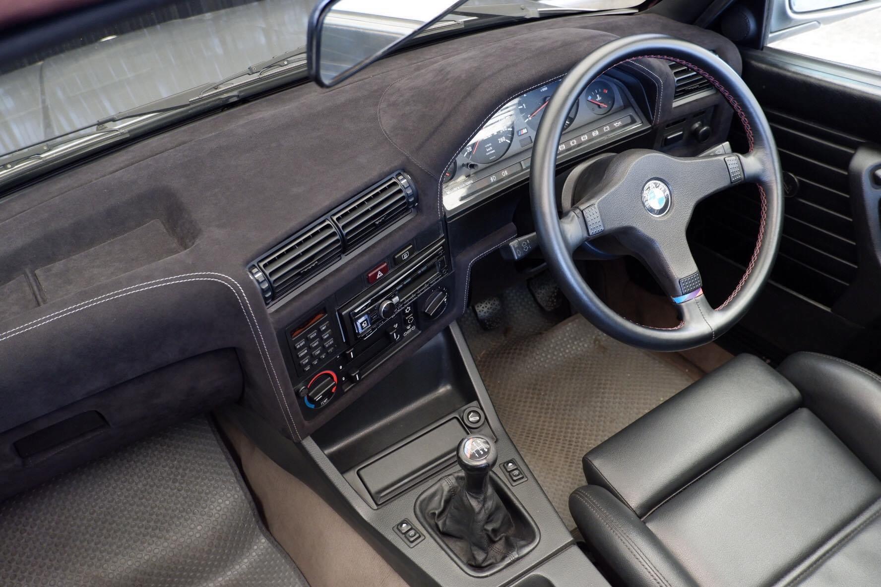 BMW 3 Series E30 M3 ปี 1988 สีเทา (รูปที่ 10)
