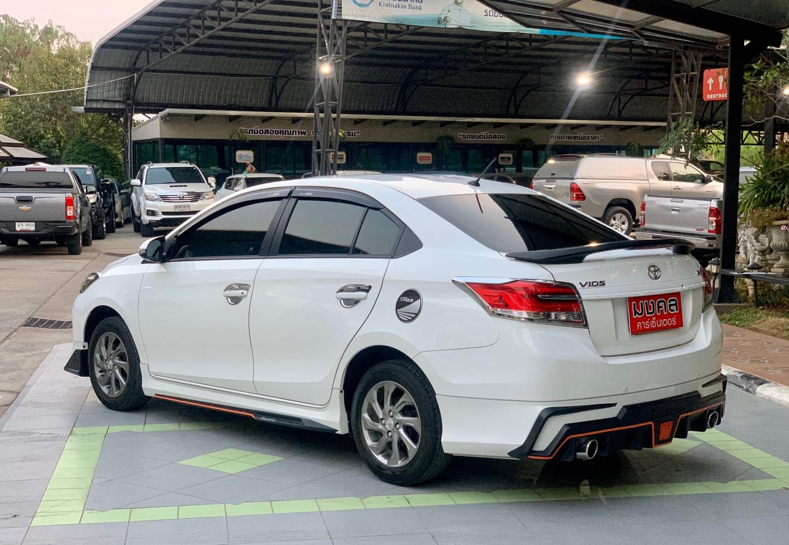 Toyota Vios ไมเนอร์เชนจ์ ปี 2017 สีขาว (รูปที่ 15)