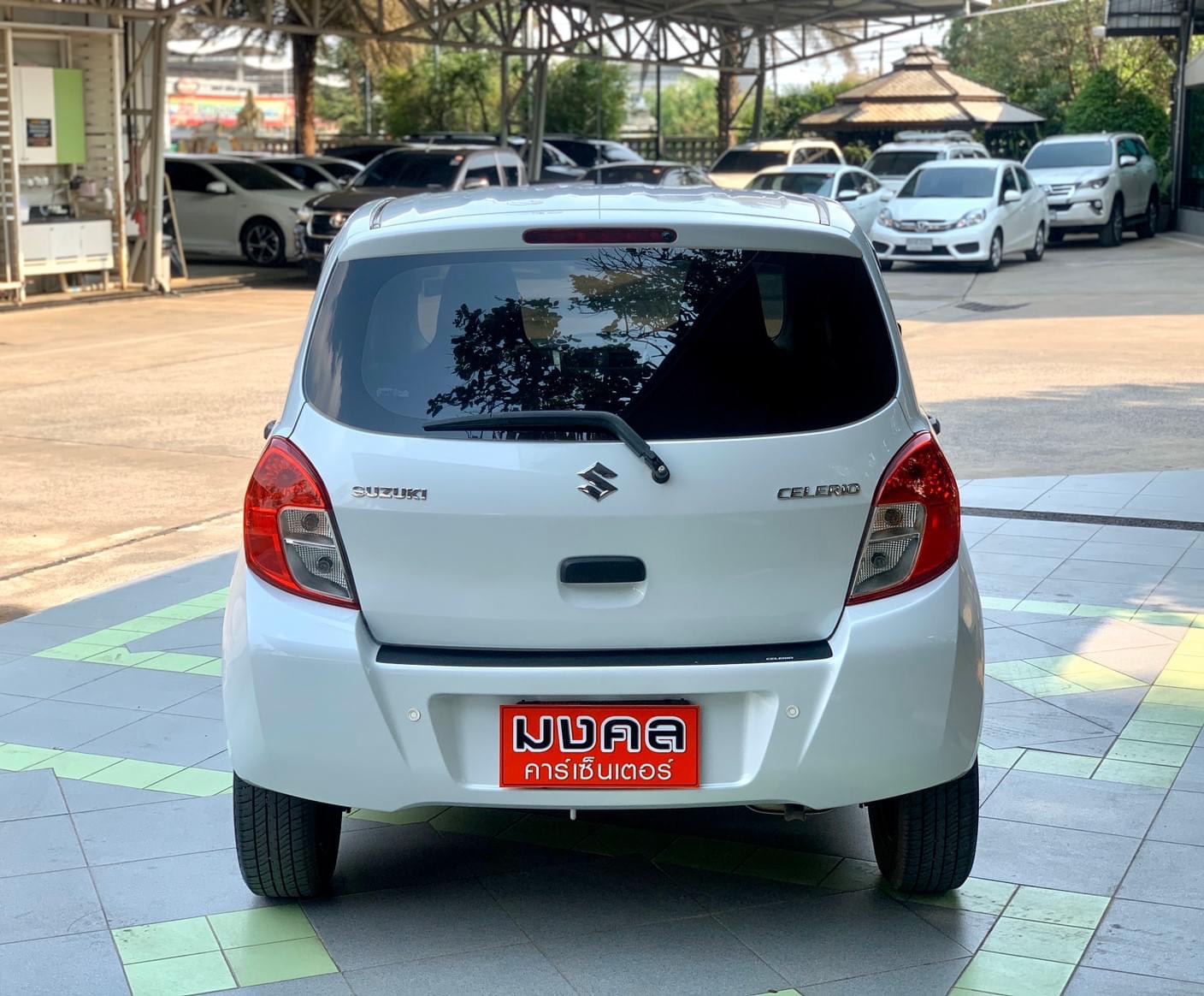 Suzuki Celerio ปี 2015 สีขาว