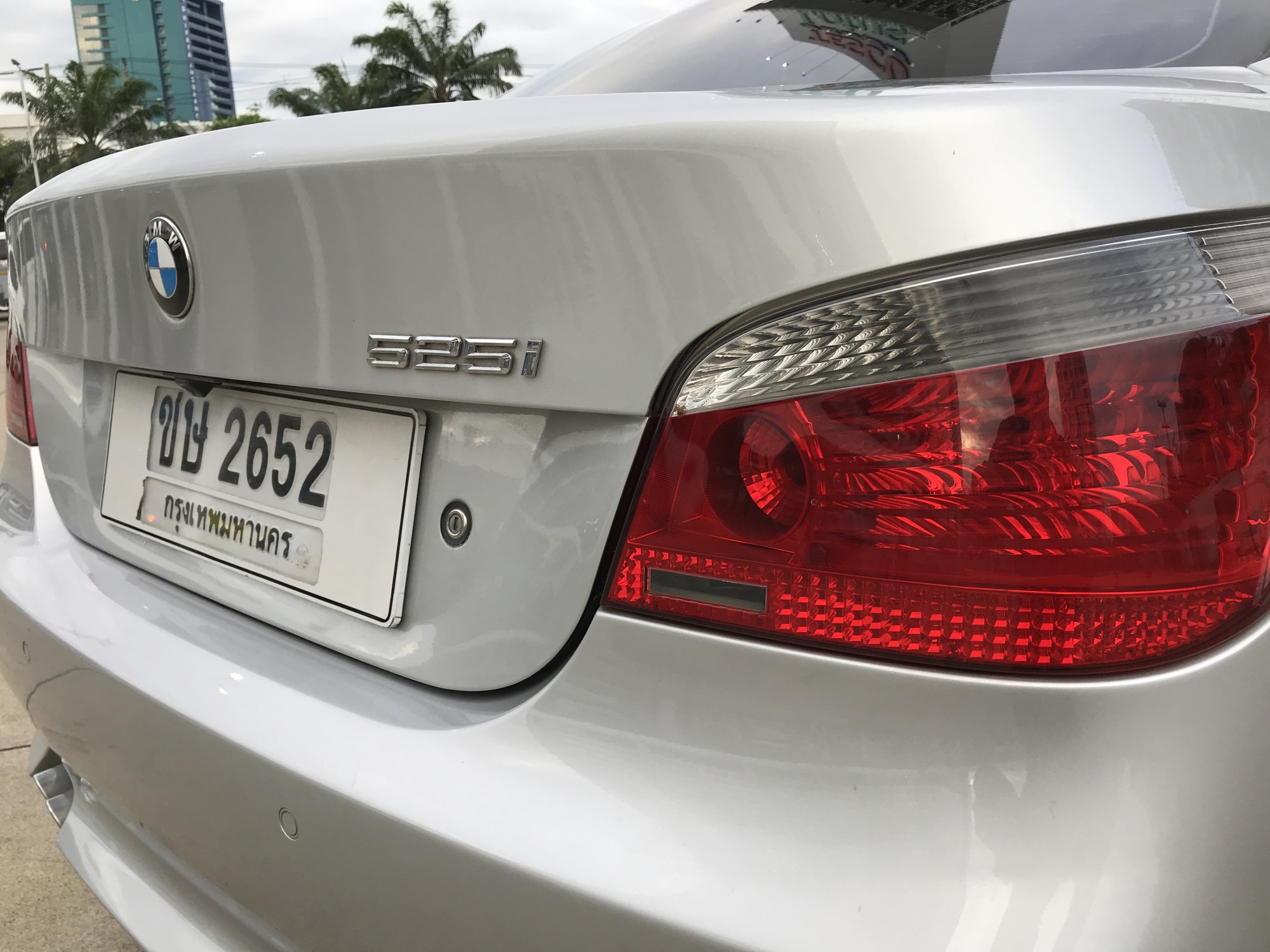 BMW 5 Series Gen5 E60 520i ปี 2004 สีเทา (รูปที่ 12)