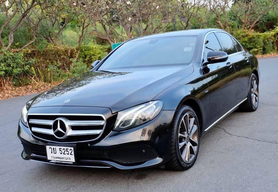 Mercedes-Benz E-Class W213 E350 ปี 2017 สีดำ (รูปที่ 3)