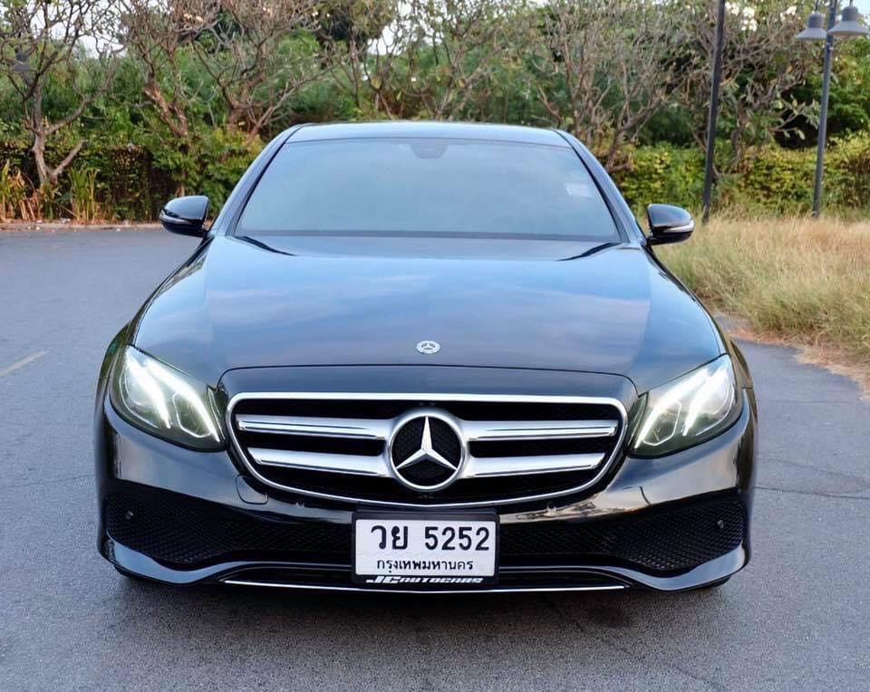 Mercedes-Benz E-Class W213 E350 ปี 2017 สีดำ (รูปที่ 2)