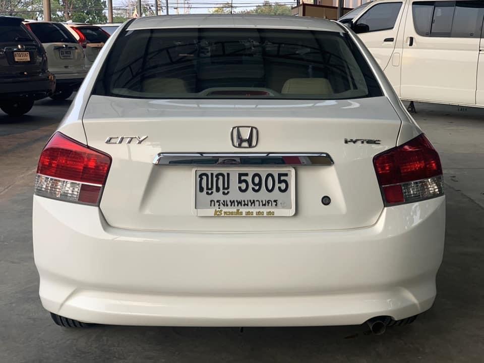 Honda City ปี 2011 สีขาว (รูปที่ 6)
