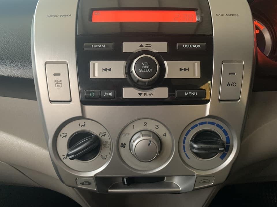Honda City ปี 2011 สีขาว (รูปที่ 11)