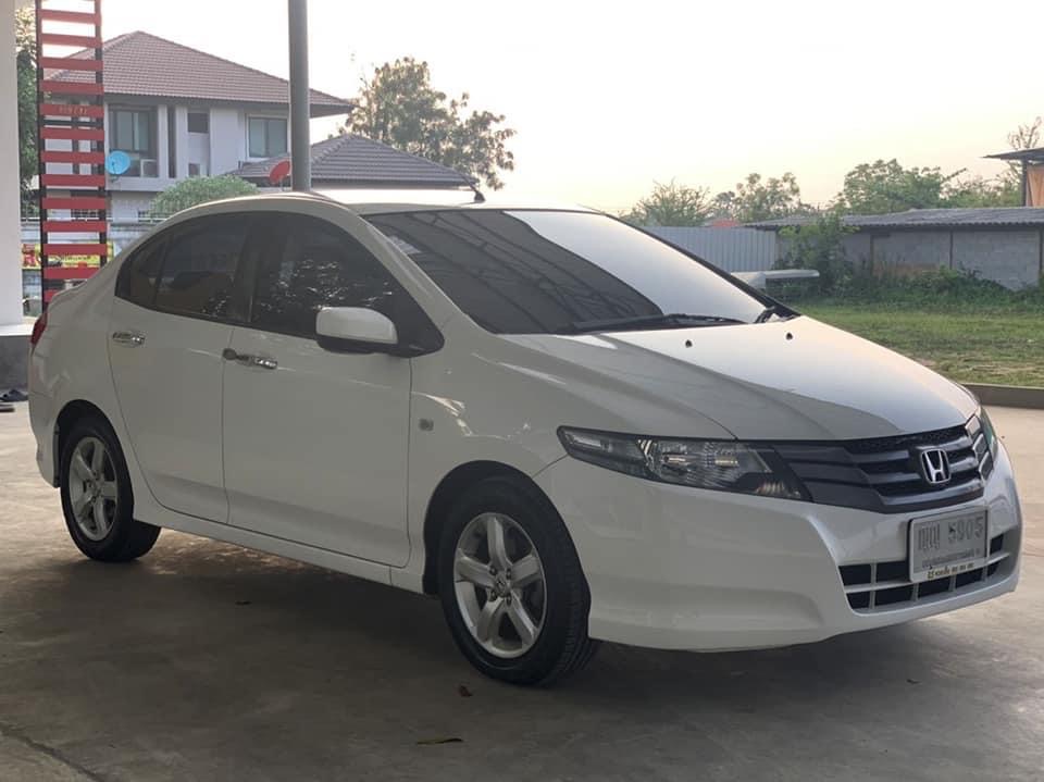 Honda City ปี 2011 สีขาว (รูปที่ 3)