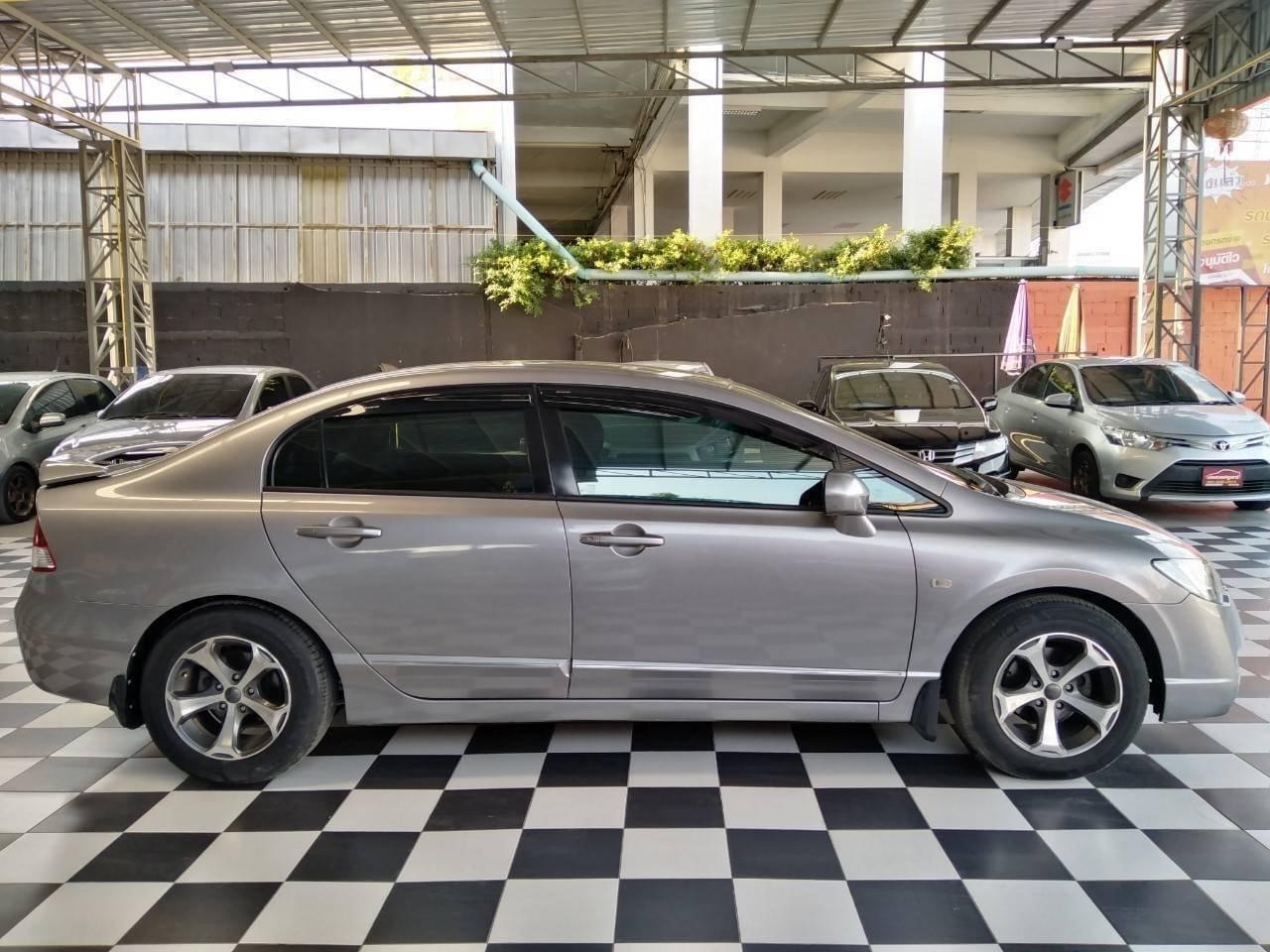 Honda Civic FD ปี 2008 สีเทา (รูปที่ 2)