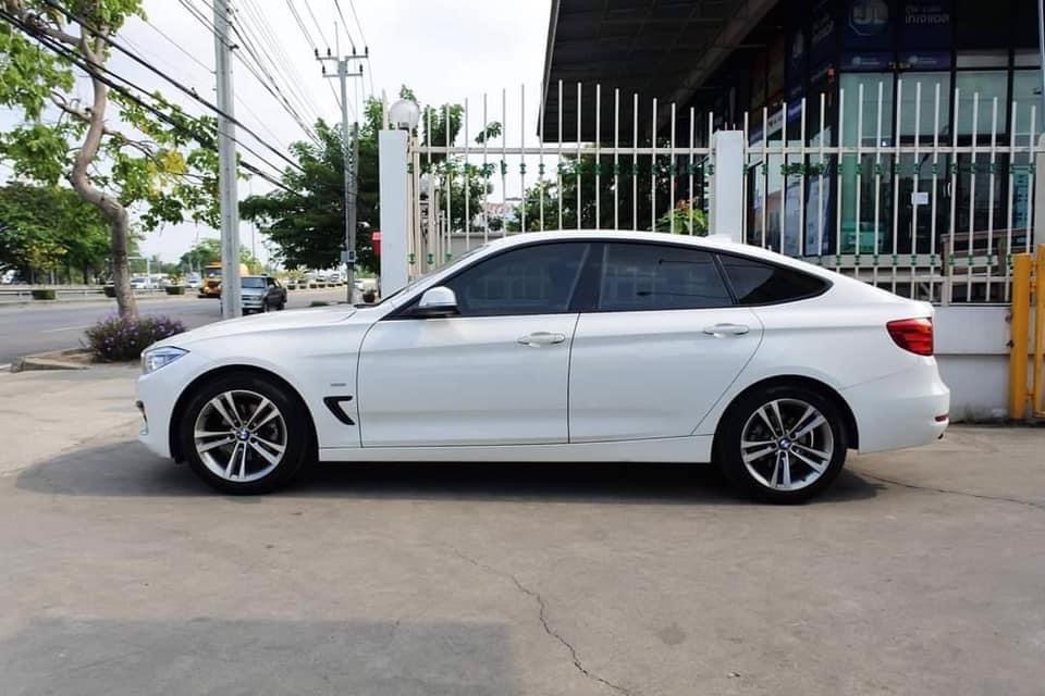 BMW 3 Series F30 320d ปี 2016 สีขาว (รูปที่ 2)