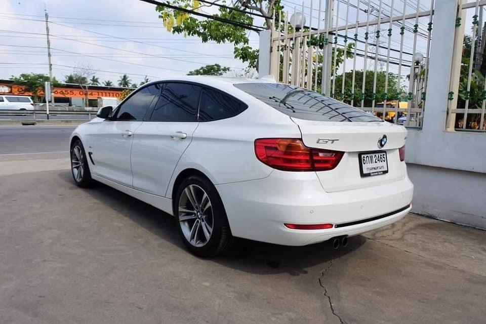 BMW 3 Series F30 320d ปี 2016 สีขาว (รูปที่ 3)