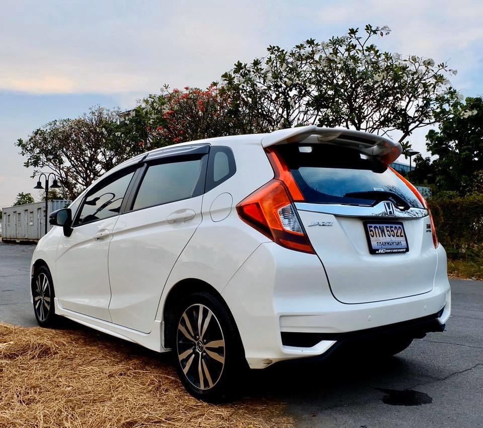 Honda Jazz GK ปี 2018 สีขาว (รูปที่ 7)