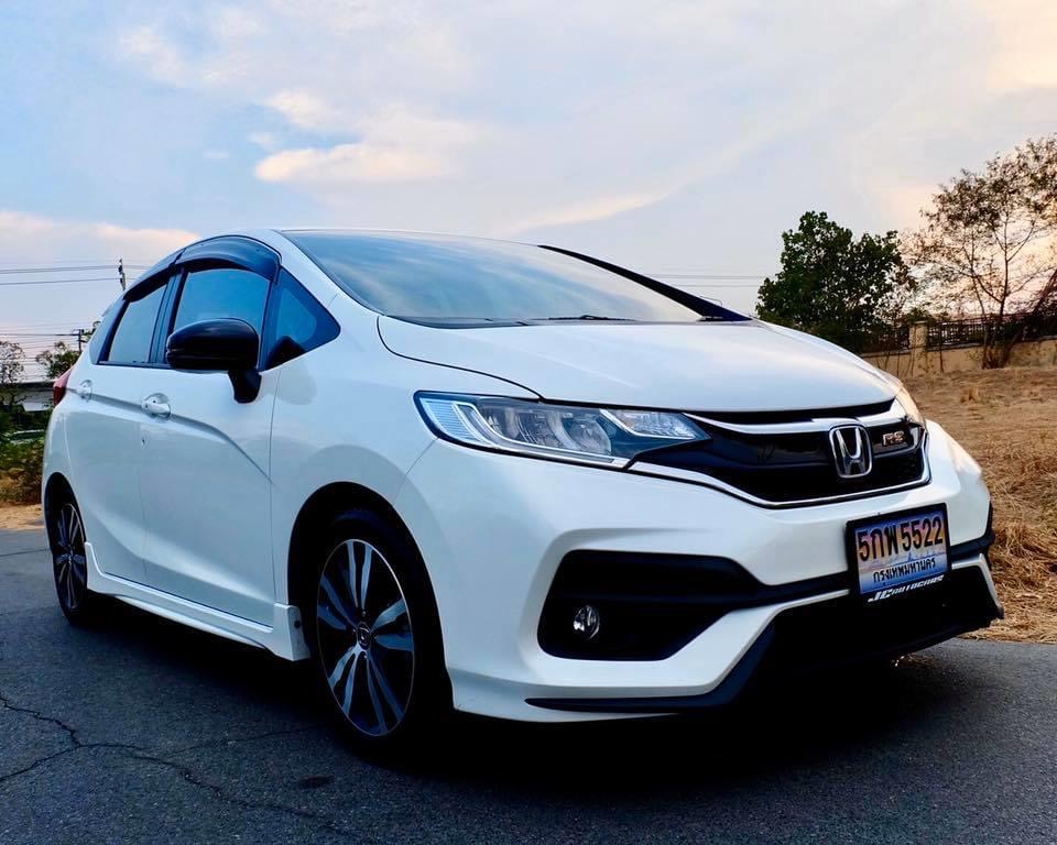 Honda Jazz GK ปี 2018 สีขาว (รูปที่ 3)