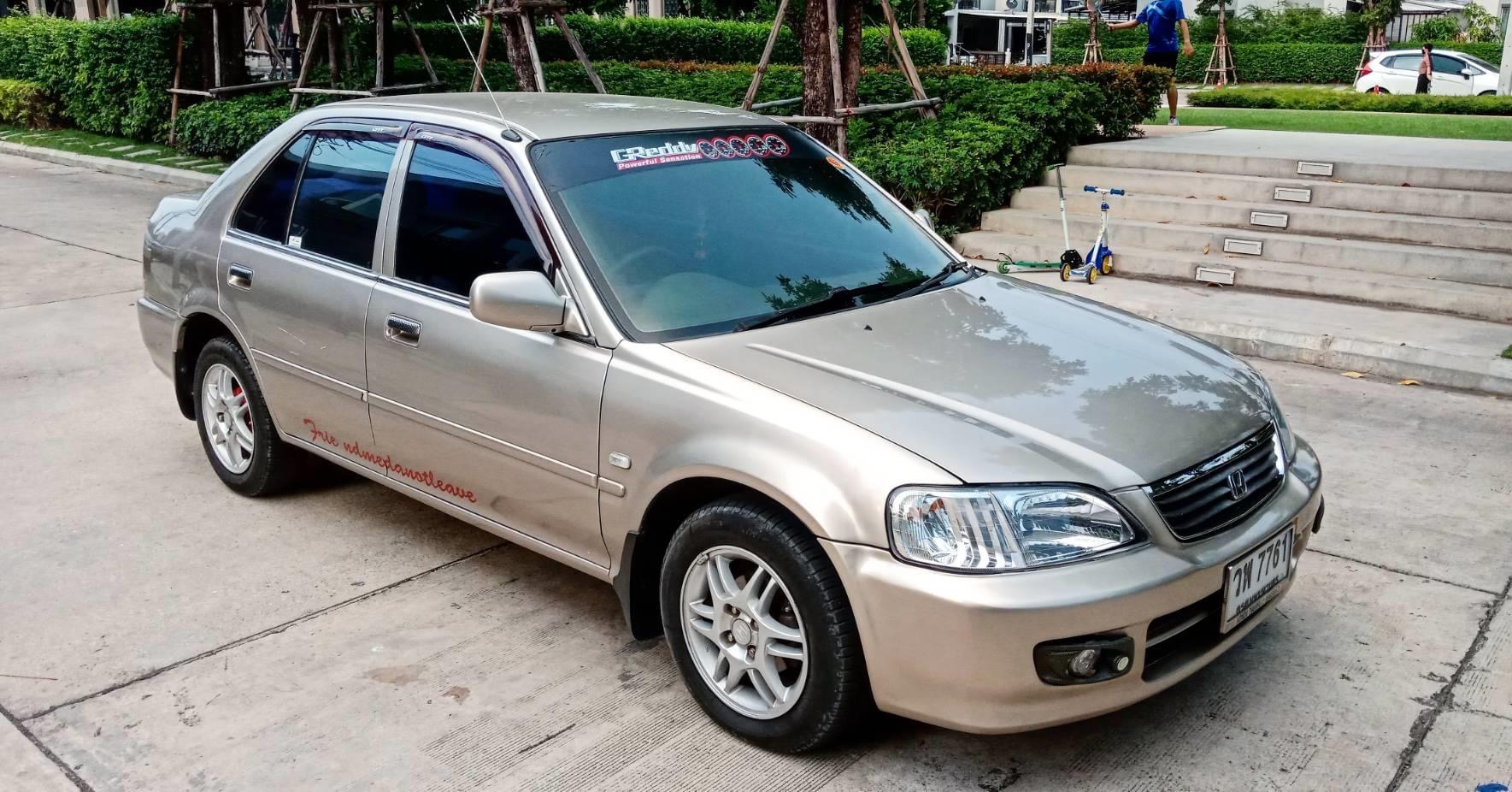 Honda City Type-Z ปี 2002 สีทอง
