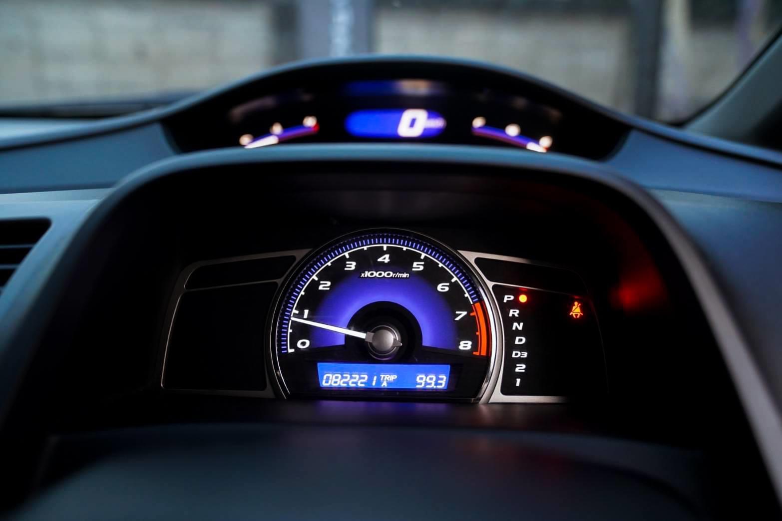 Honda Civic FD ปี 2010 สีเทา (รูปที่ 11)