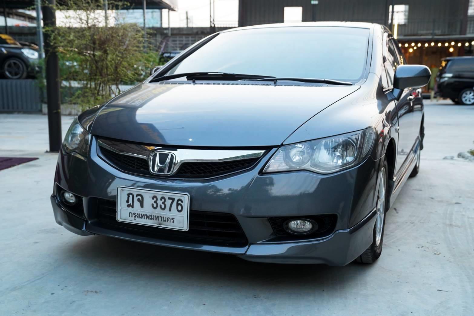 Honda Civic FD ปี 2010 สีเทา (รูปที่ 2)