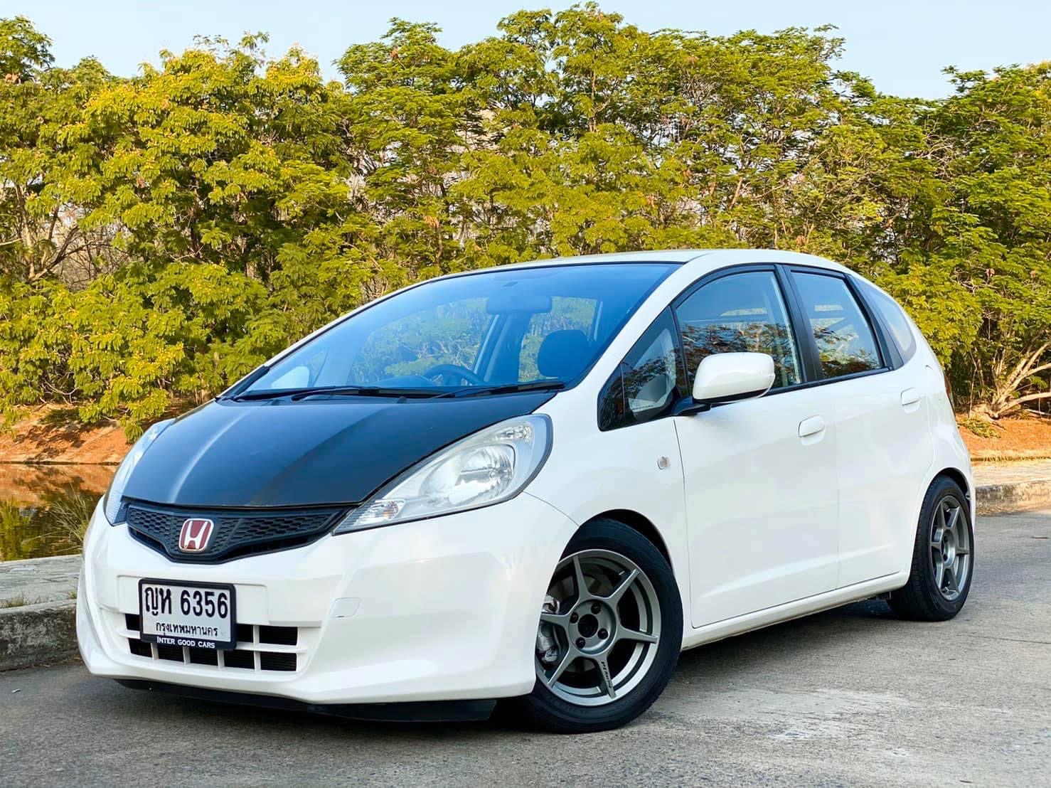 Honda Jazz GE ปี 2011 สีขาว (รูปที่ 7)