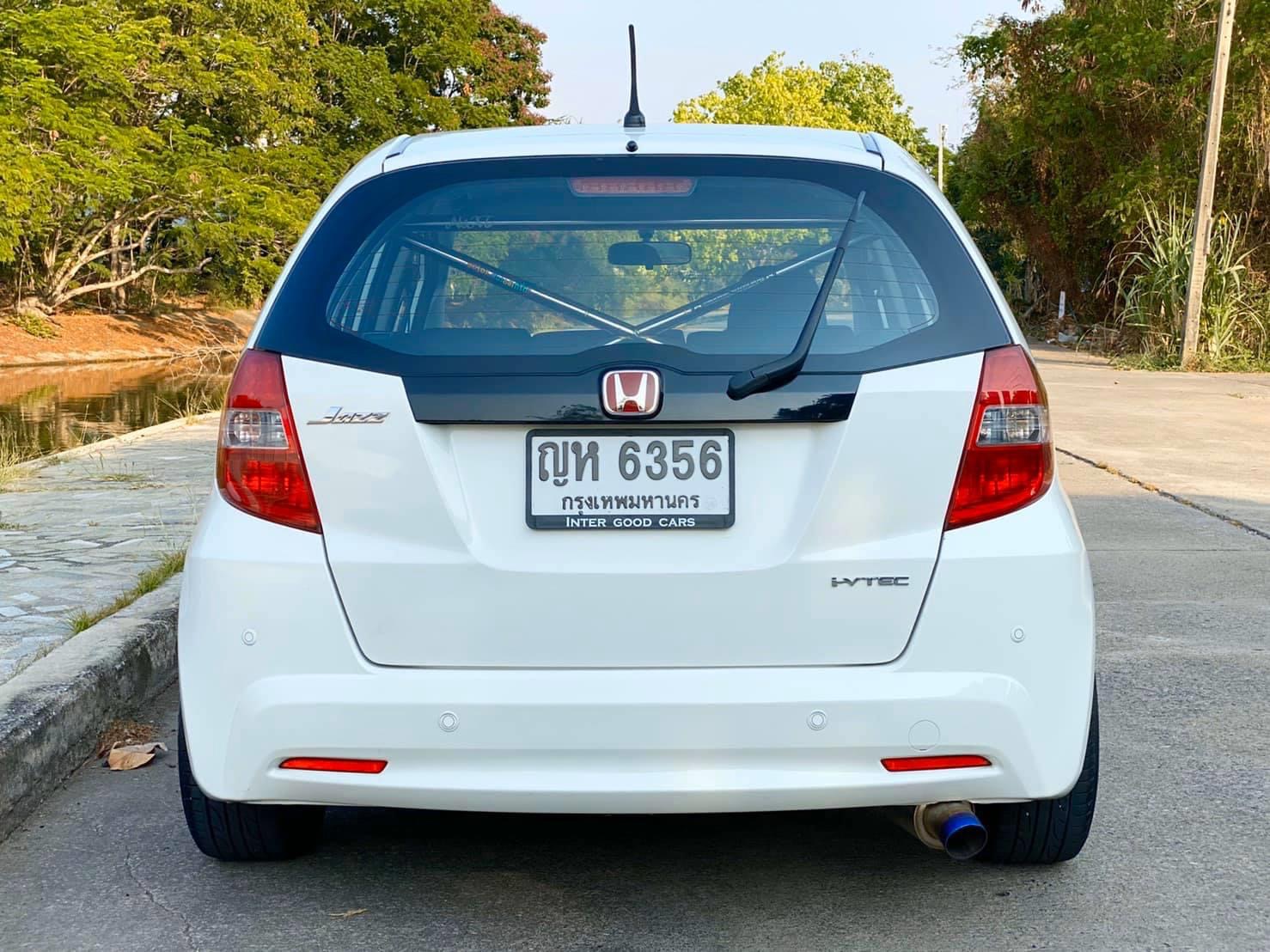 Honda Jazz GE ปี 2011 สีขาว (รูปที่ 17)