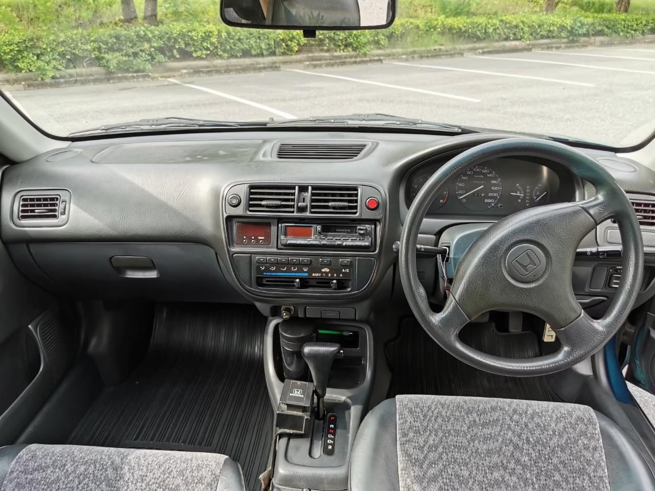 Honda Civic EK โฉม 4 ประตู ปี 1997 สีเขียว (รูปที่ 7)