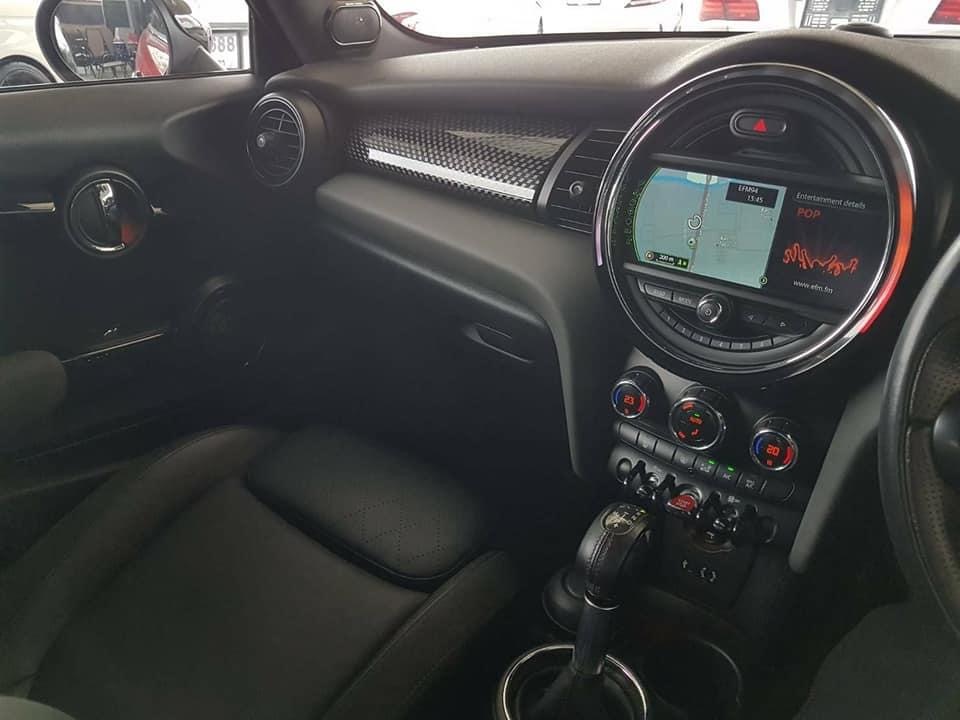 Mini Cooper (Hatch) Look3 F56 (3 ประตู) ปี 2013 สีแดง (รูปที่ 11)