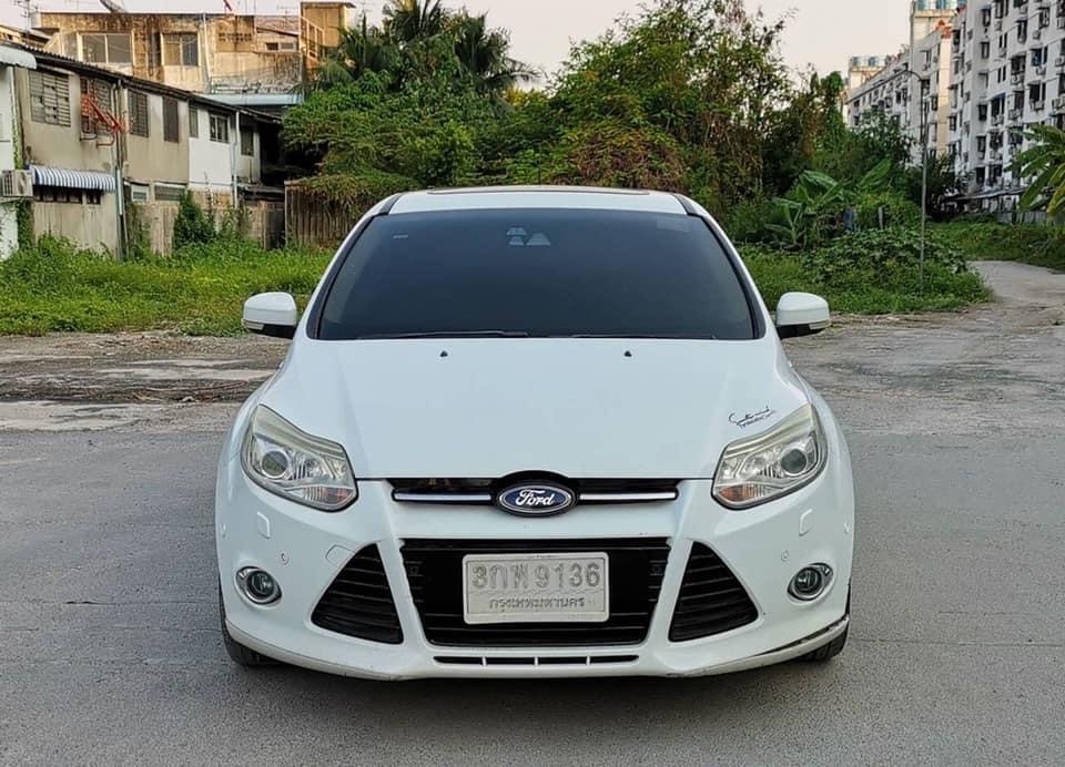 Ford Focus ปี 2014 สีขาว (รูปที่ 5)
