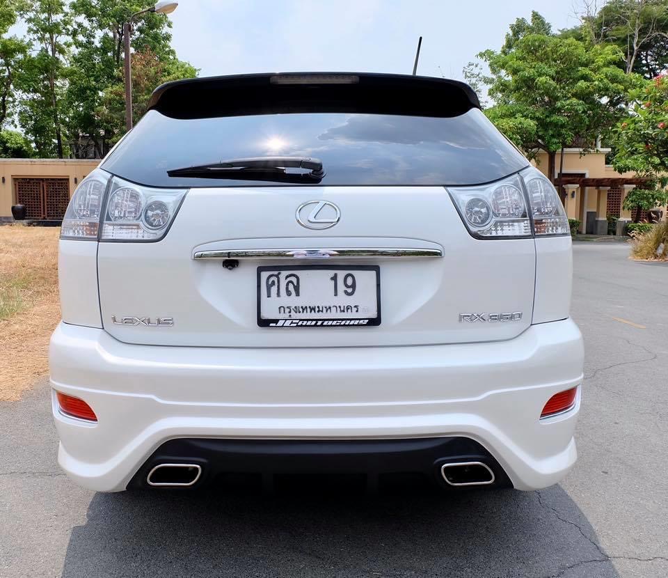 Toyota Harrier ปี 2010 สีขาว