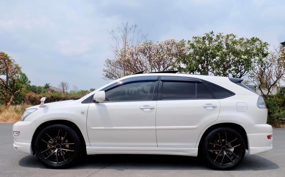 Toyota Harrier ปี 2010 สีขาว (รูปที่ 4)