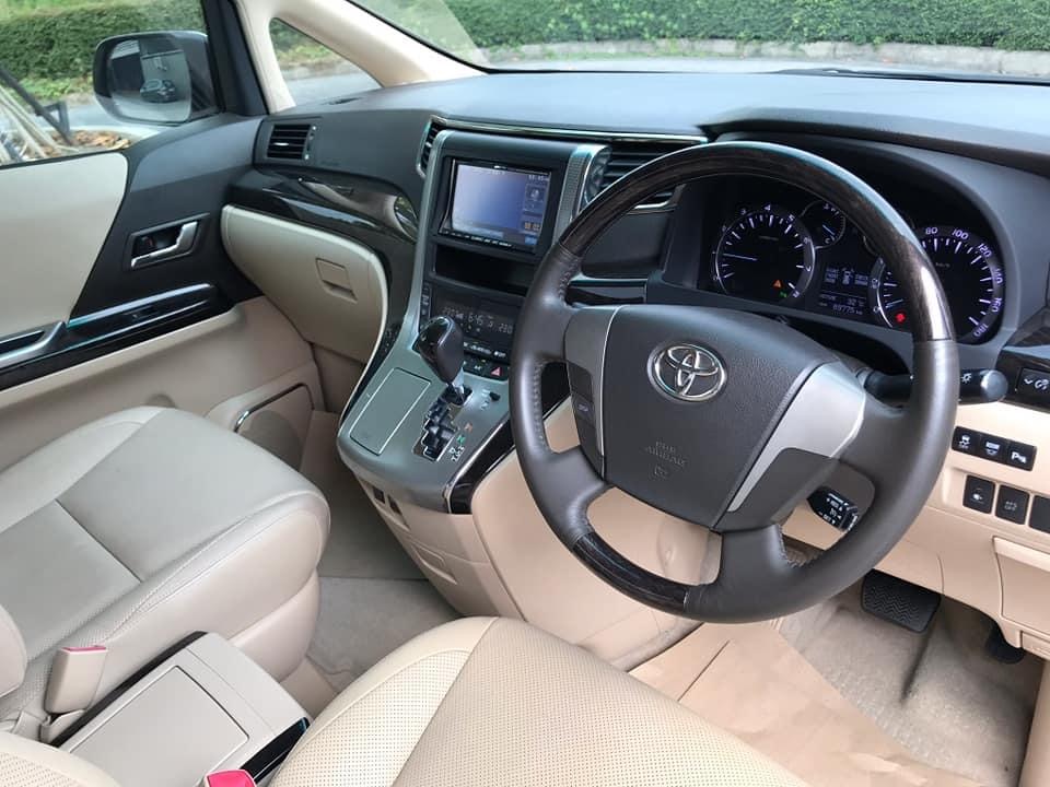 Toyota Alphard ปี 2014 สีขาว (รูปที่ 8)